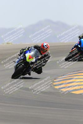 media/May-14-2023-SoCal Trackdays (Sun) [[024eb53b40]]/Turn 12 (1145am)/